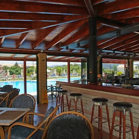 Ostria Hotel 3*